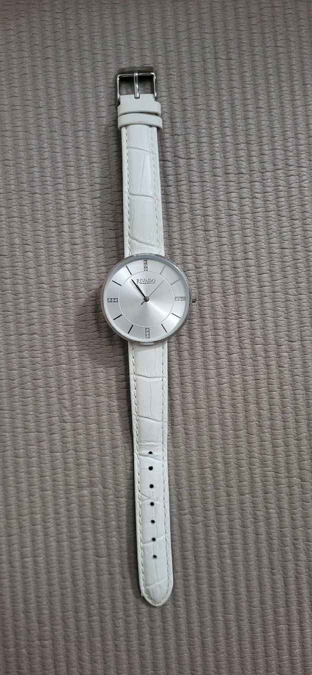 Uhren: Rivado Damen-Uhr – Gebraucht aus Beckenried von jan_cw8b
