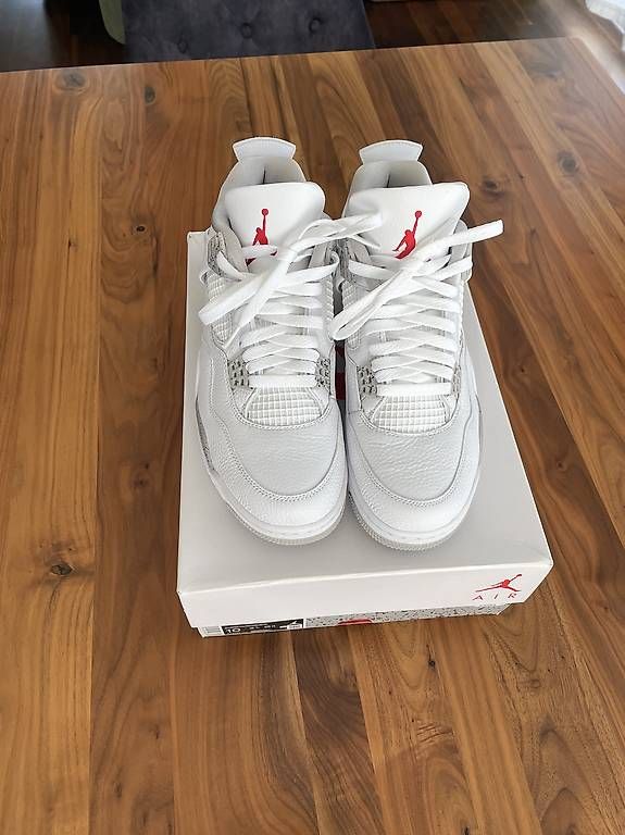 Scarpe da uomo: Air Jordan 4 Retro White Oreo – Usato da Olten venduto da Mignano_Ghilardelli 1