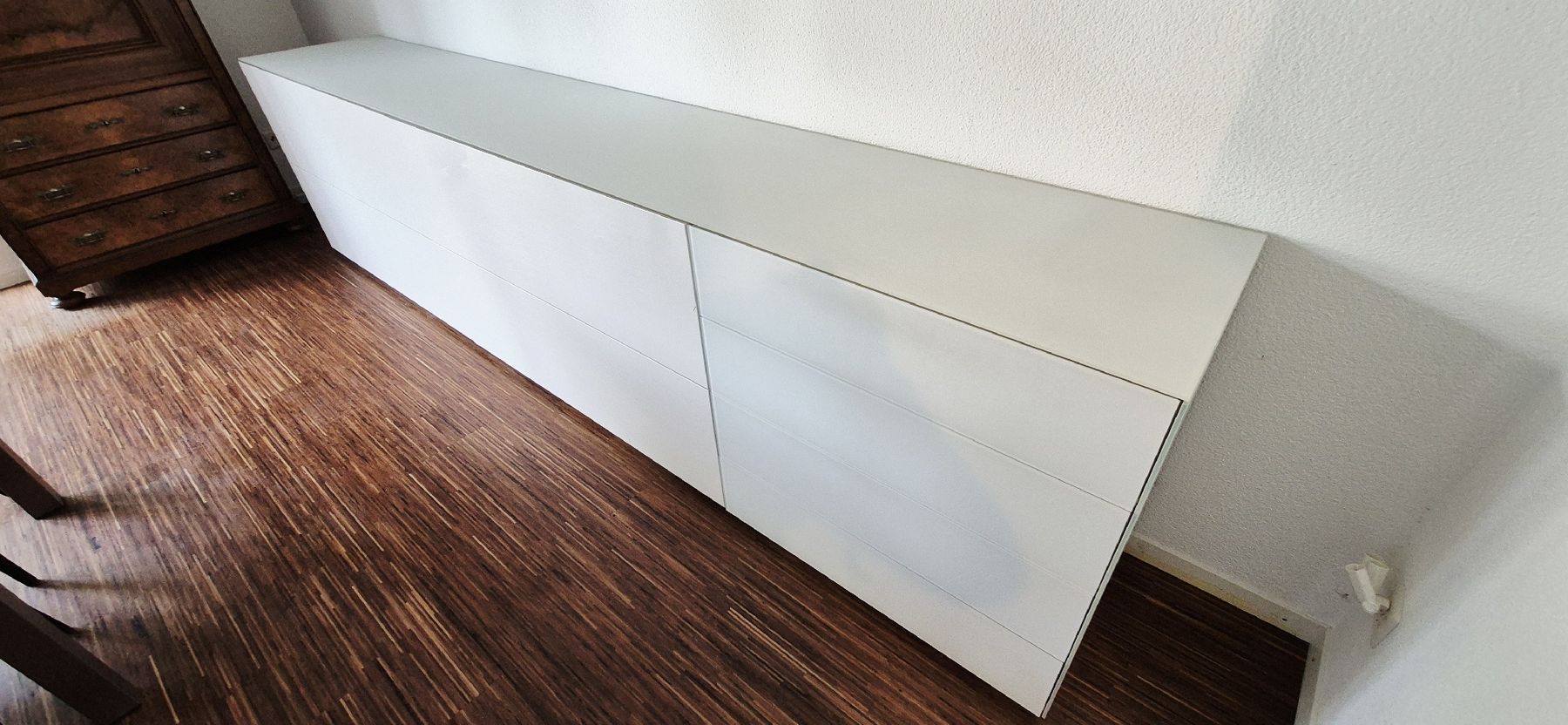 Kommoden: Sideboard weiss lackiert mit Mattglasabdeckung und Schublade – Gebraucht aus mettmenstetten von choice01