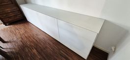 Sideboard weiss lackiert mit Mattglasabdeckung und Schublade