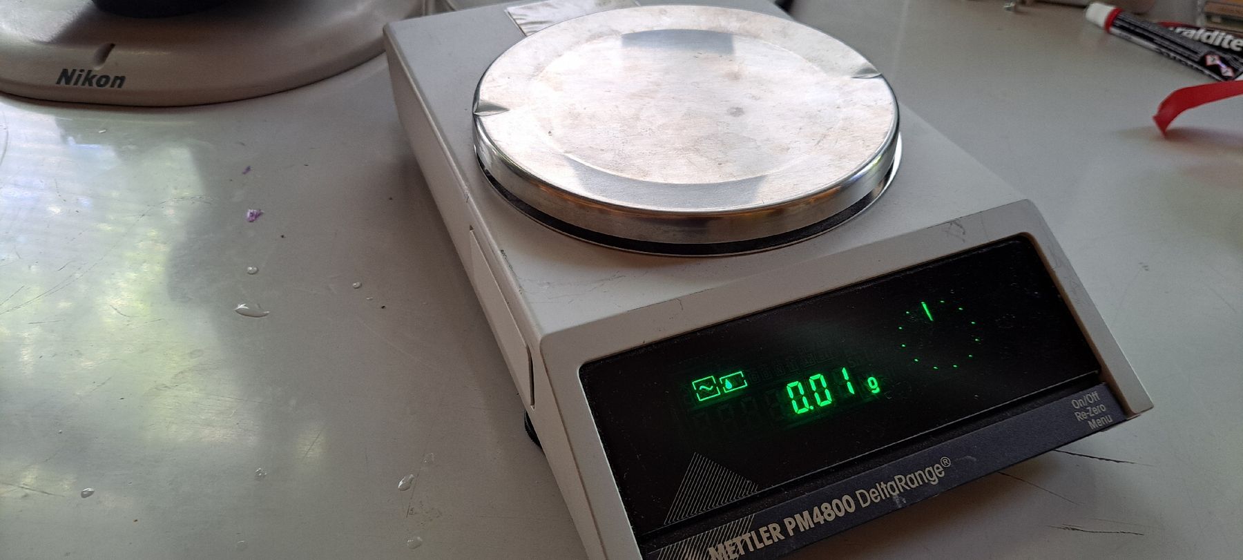 Mettler Toledo Accessori da laboratorio: balance 0.01g Mettler PM4300 – Usato da Corseaux venduto da Edroz 1