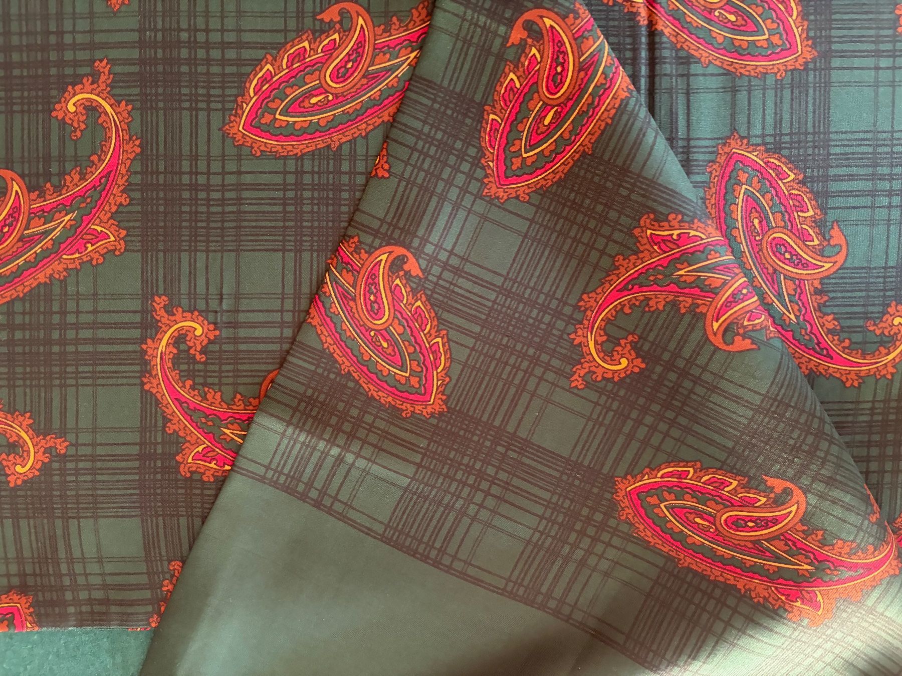 Foulards, Tücher & Schals: 100% Silk Scarf / double-layered /  Condition: New – Neu (gemäss Beschreibung) aus Interlaken von Bona55 8