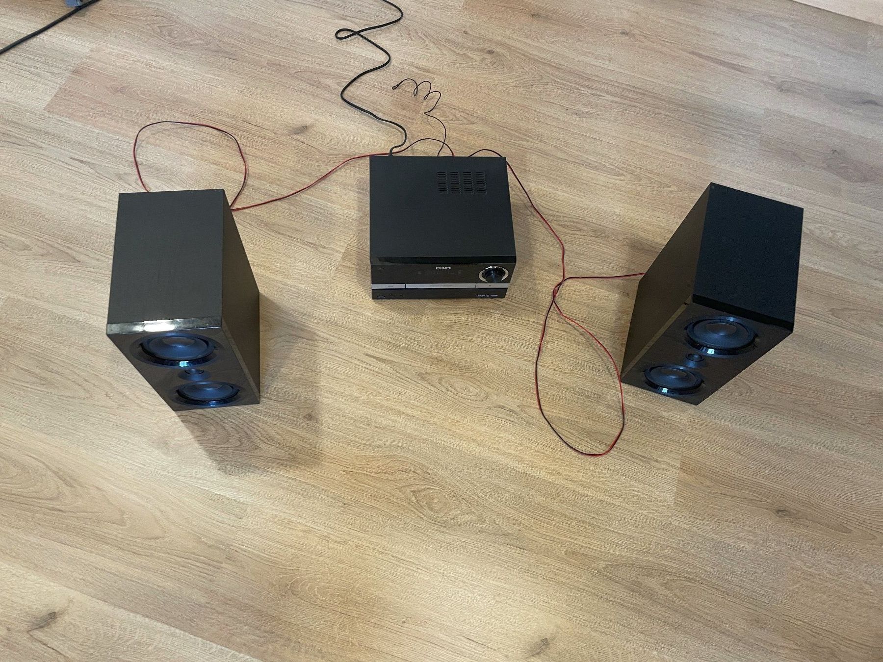 Philips Lecteur multimedia & Streamer: Philips MICRO MUSIC SYSTEM BTB3370 mit zwei Speaker - Top – D'occasion à Affeltrangen par Mowgli_123