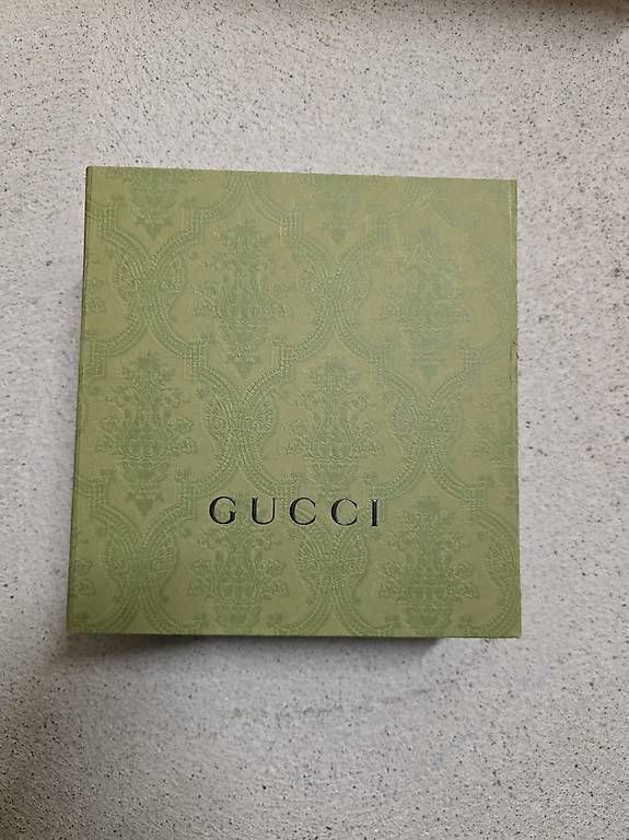 Casse di trasporto: Gucci Schachteln/Box oder Tüte – Usato da Lenzburg venduto da elv_skx9 2