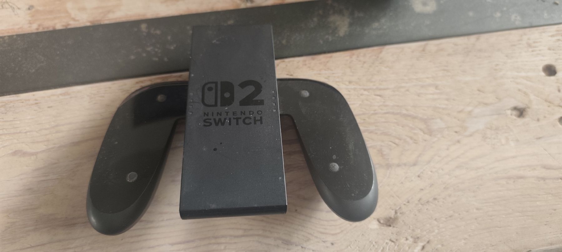 Nintendo Console: Nintendo Switch 2 + Mariokart – Nuovo (secondo la descrizione) da La Neuveville venduto da Dodo118 3