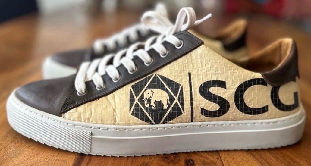 Scarpe da uomo: Elephbo Schuhe Herren 42 – Usato da Bern venduto da Tomskybeat 1