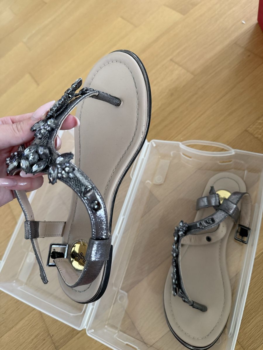Damenschuhe: Damen Sandalen Grösse 38 – Gebraucht aus Winterthur von yar_dpp8 2