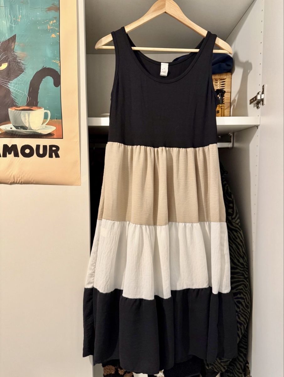 Vestiti: Sommerkleid – Nuovo (secondo la descrizione) da Dietikon venduto da tsela77