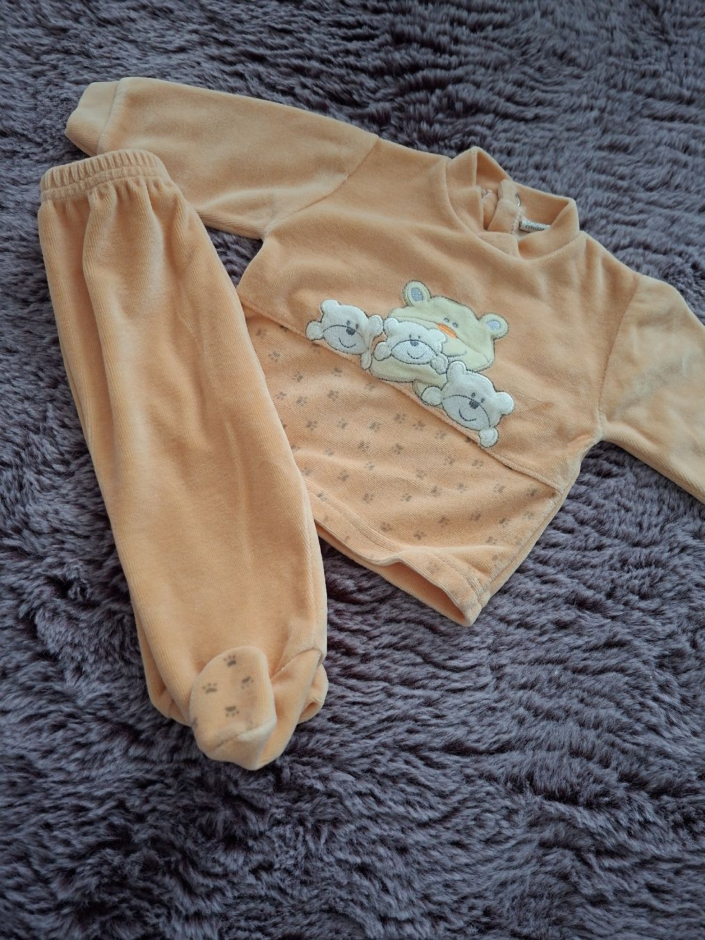 Lotti & Set di vestiti: Baby Schlafanzug Grösse 62 – Nuovo (secondo la descrizione) da Winterthur venduto da Ausmisten2026