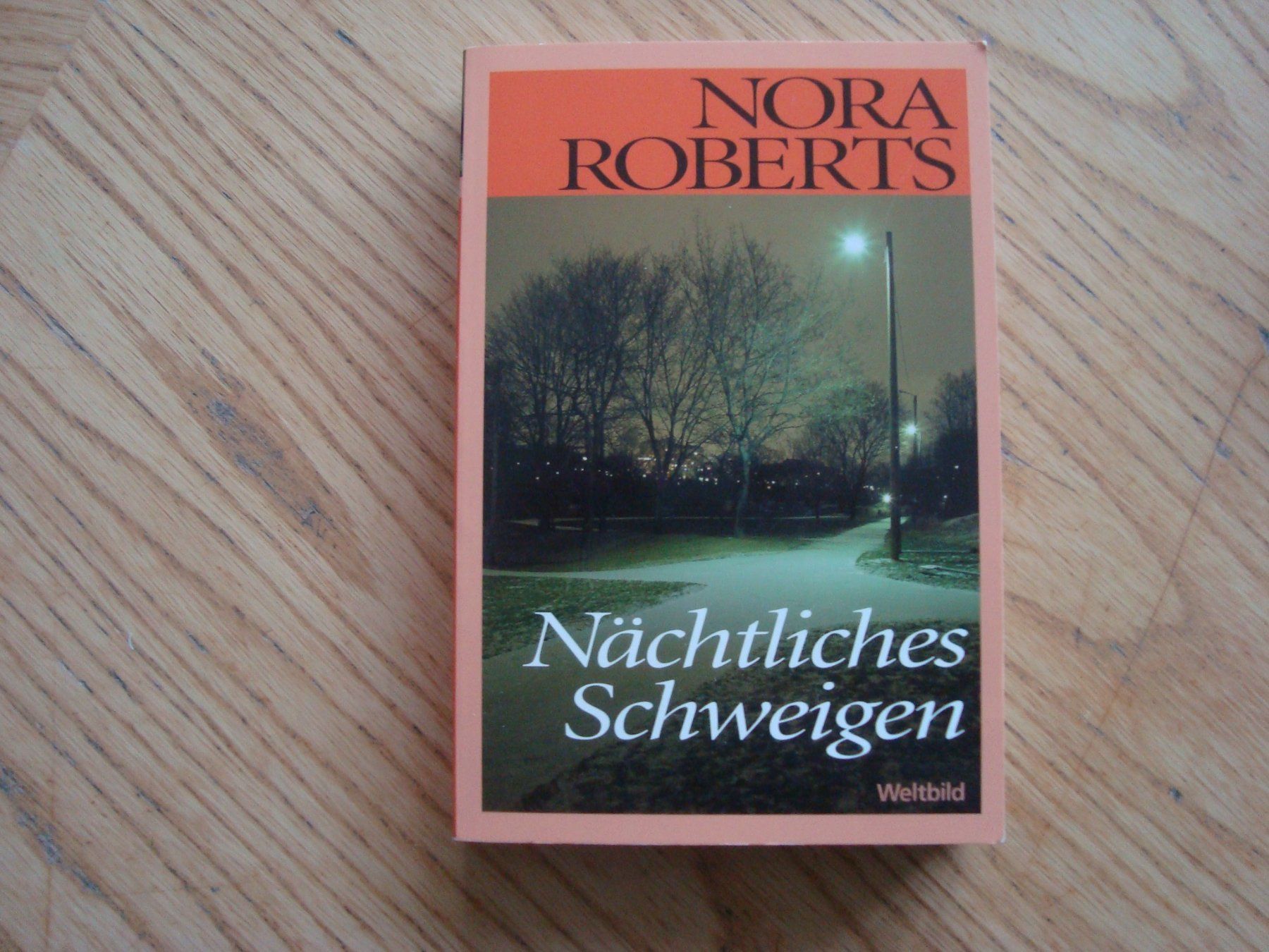 Libri: Nora Roberts (3 Bücher) – Usato da Aesch LU venduto da wysshan 1