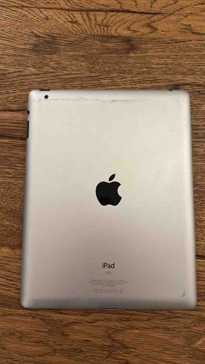 Apple Tablet PC: Apple Tablet iPad weiss gebraucht akzeptabel – Usato da Horw venduto da flkeller 1