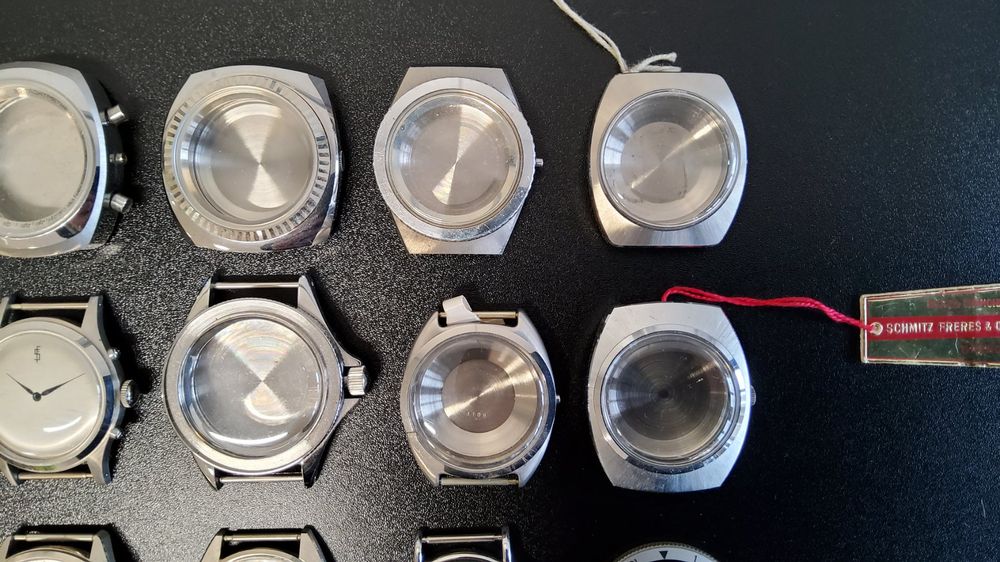 Bracelet TROPIC Sport 20mmNOIR Caoutchouc Vulcanis&eacute; Vintage Grands Trous 20-16