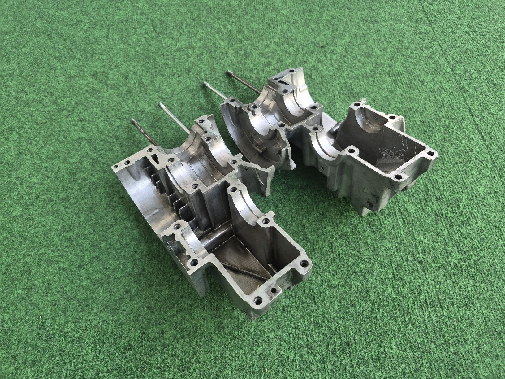 Puch Mofa-Ersatzteile: Puch Maxi E50 Motorgehäuse 4-Lager(undicht!) – Gebraucht aus Belp von intru 8