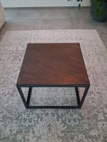 Table basse 50x50x38cm en bois avec cadre métallique