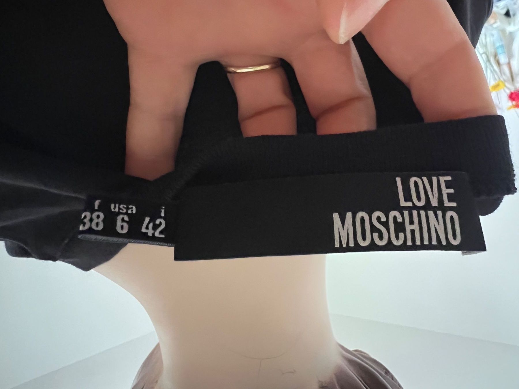 Moschino Tops: Love Moschino Top Grösse 38 – Gebraucht aus Zürich von ost_5sdl 3