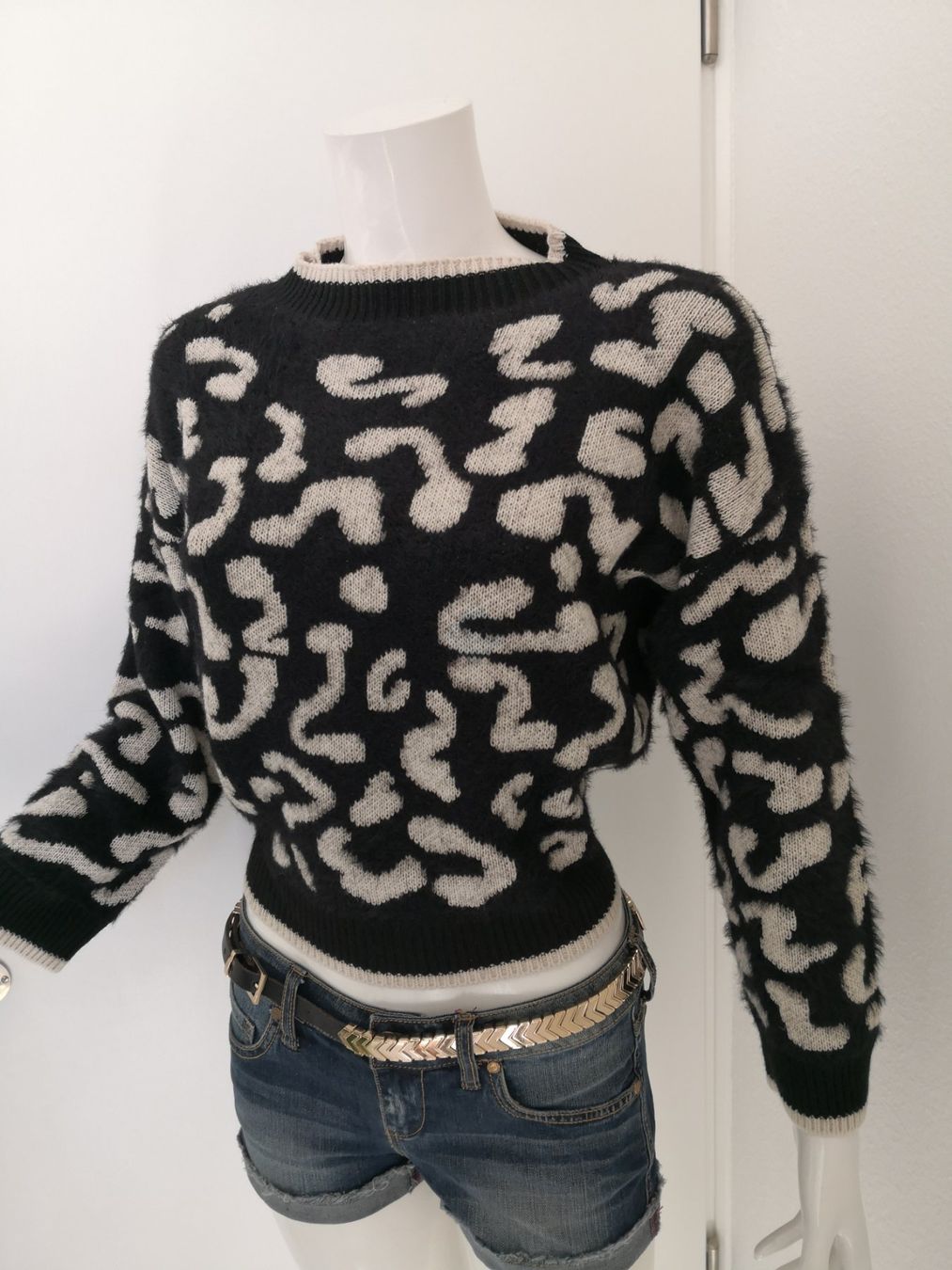Zara Maglioni & Felpe: 🤩ZARA PULLOVER SCHWARZ-WEISS MUSTER NEU – Nuovo (secondo la descrizione) da Olten venduto da Naja-Twins-Twins 3