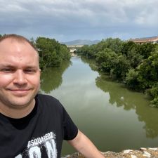 Profile image of Tin_ksbg