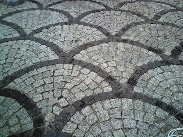 Pierres & tuiles: PFLASTERSTEINE/ GARTENSTEINE HELLGRAU – Neuf avec emballage d'origine à Azmoos par granit015 3
