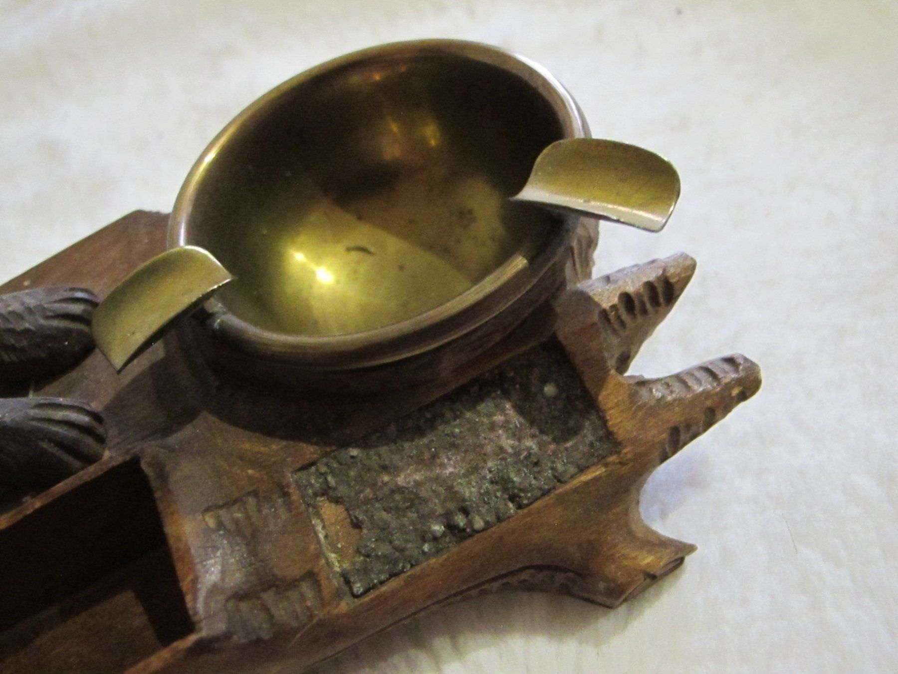 Figurines: Brienzer Bär Mit Aschenbecher Wunderschöne Feine Geschnitzt – D'occasion à Altnau par SwissGoldTime 7