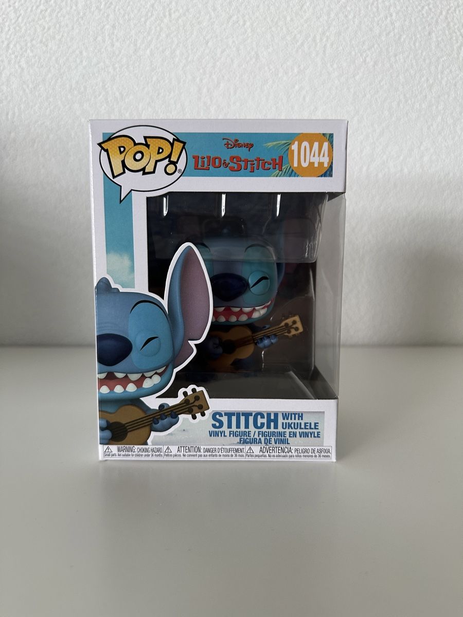Funko Statuette: Funko Pop Stitch with Ukulele – Nuovo e nell'imballaggio originale da Mels venduto da Hannah_Fee