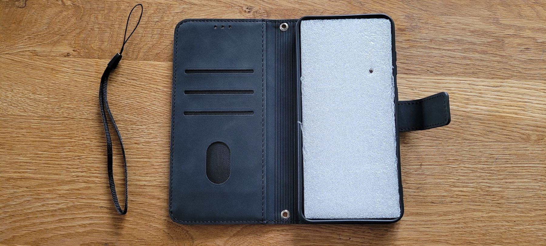 Samsung Cover & Protezioni schermo: Samsung Galaxy s25 Fe Etui Hülle – Nuovo e nell'imballaggio originale da Goldingen venduto da Klopfer10 1