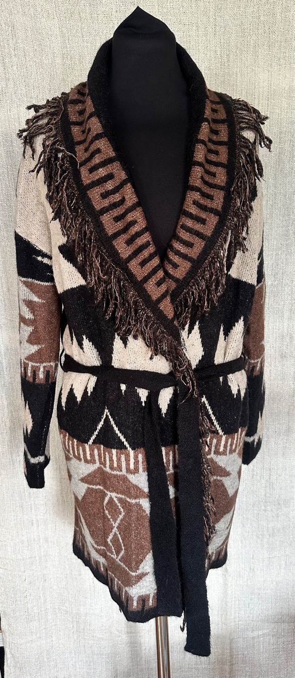 Only Jacken: Schöne Strickjacke von Only im Ethno-Style Gr. S – Gebraucht aus Muri AG von Shoshana5