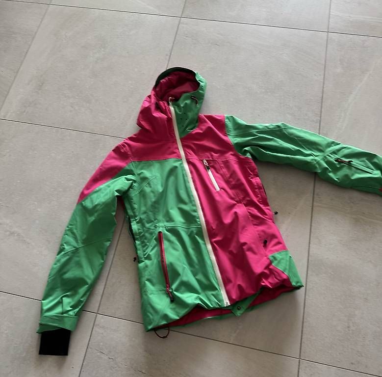 Jacken: McKinle Skijacke Gr.36 – Gebraucht aus Ried b. Kerzers von Andle_74