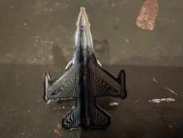F16 PIN
