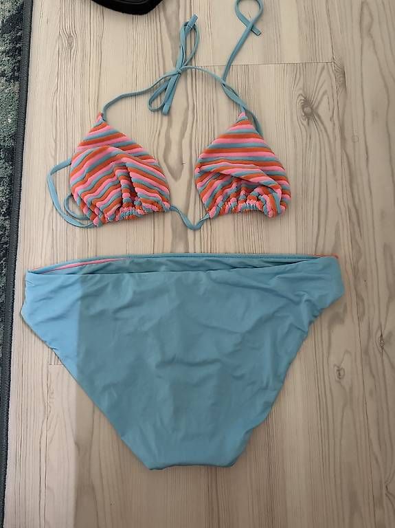 Badekleider & Bikinis: Gestreifter Bikini Tezenis / Gr. 38/40 – Gebraucht aus Frauenfeld von _vivano_ 1