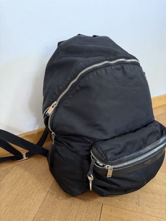 Zaino Saint Laurent Paris nero, ottime condizioni, unisex 58