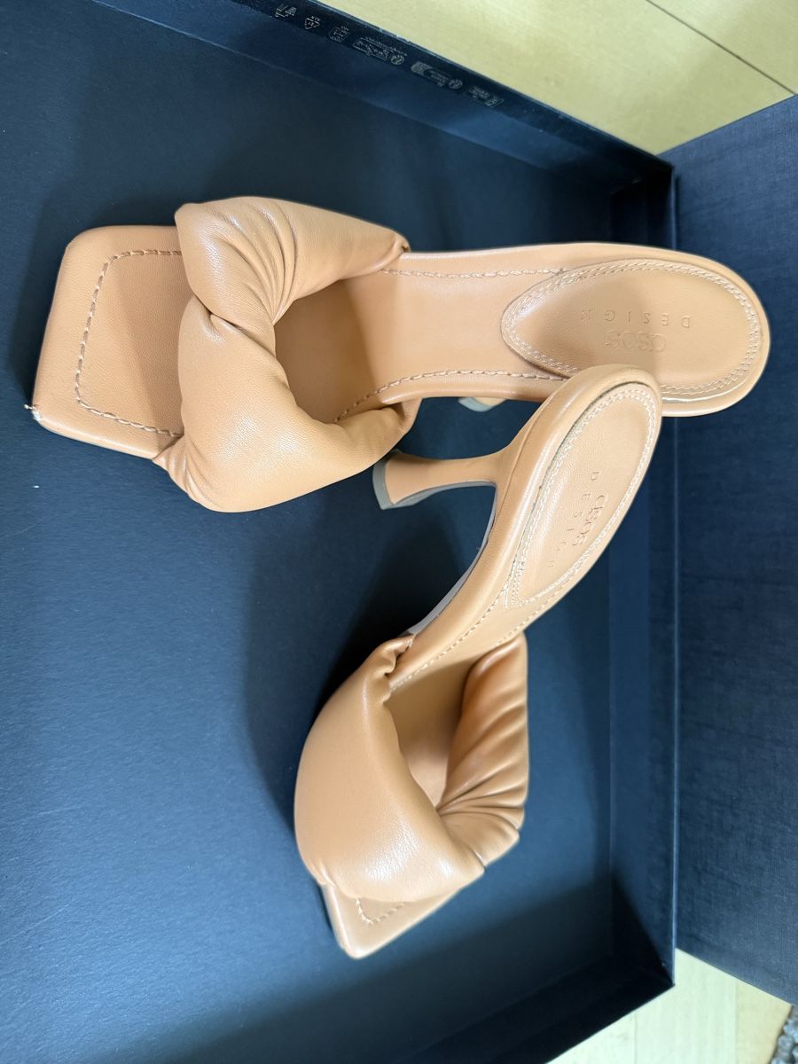 Damenschuhe: BOTTEGA VENETA STYLE MULES 37 – Gebraucht aus Baden von agora_newgeneration 4