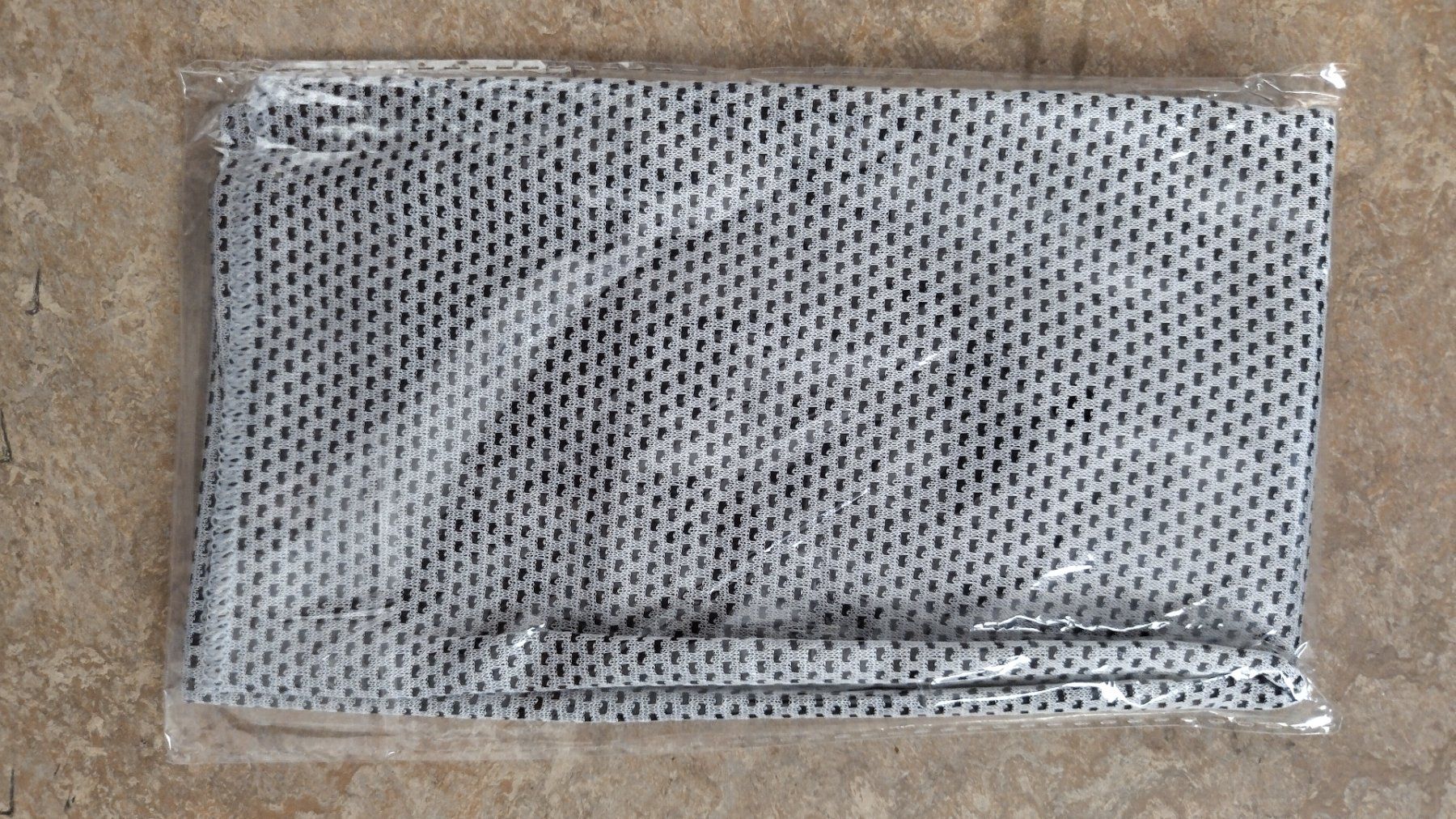 Serviettes de bain: Kühltuch, grau – Neuf avec emballage d'origine à STEFFISBURG par Sumerstorm