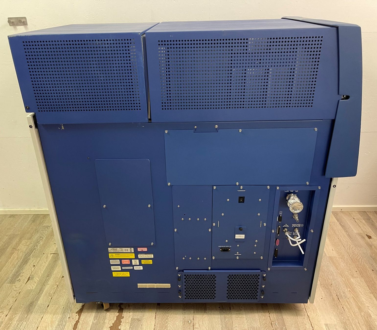 Accessori da laboratorio: AB SCIEX TripleTof 5600 – Usato da Niederdorf venduto da LeptonAG_Labor 3