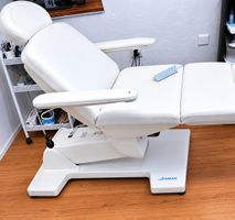 Elektrischer Kosmetik-/Podologiestuhl HARLEN