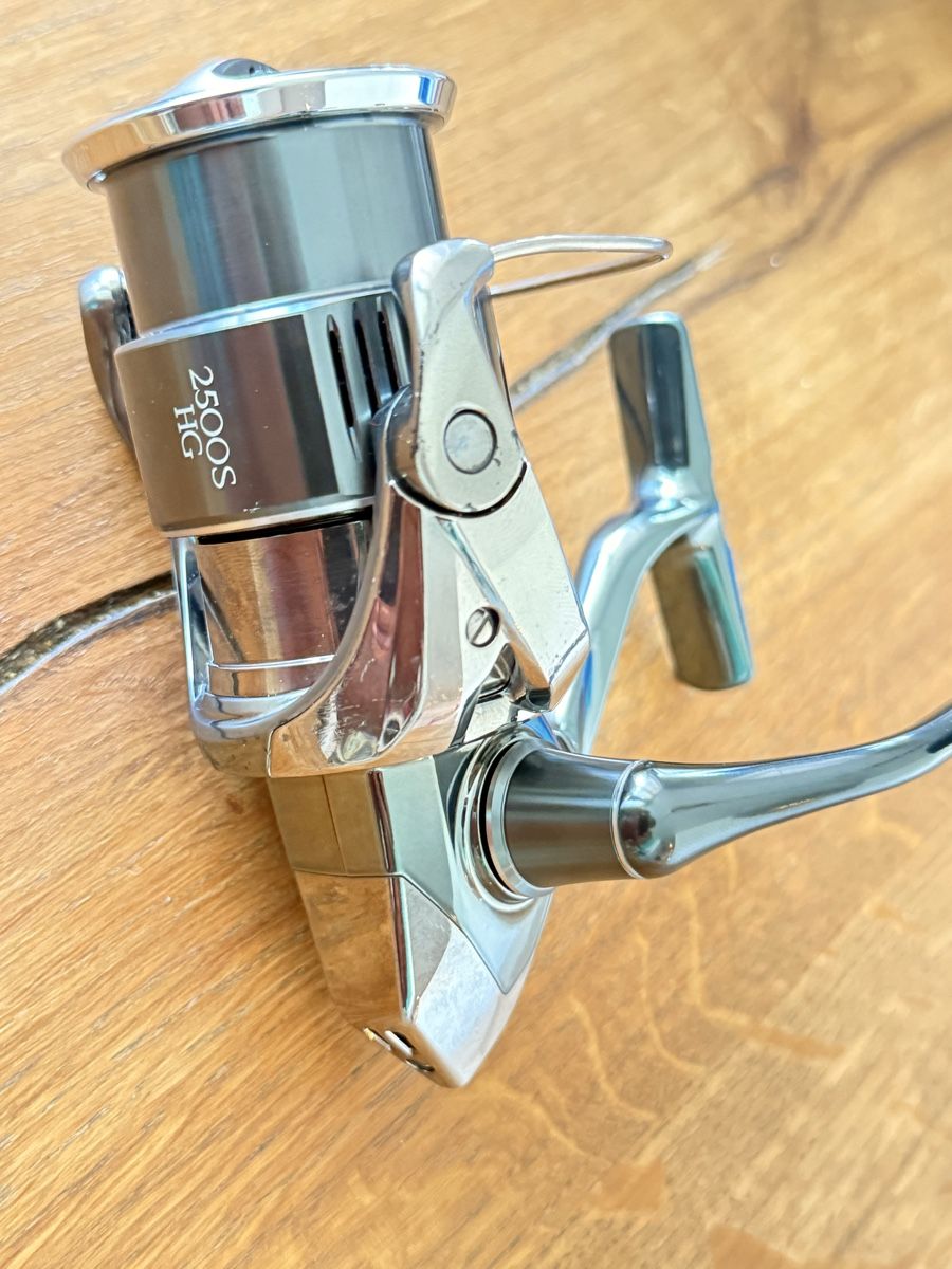 Shimano Rollen & Spulen: Shimano Stella 22 2500SHG-K – Gebraucht aus Bern von Fyah.Surf.CR 4