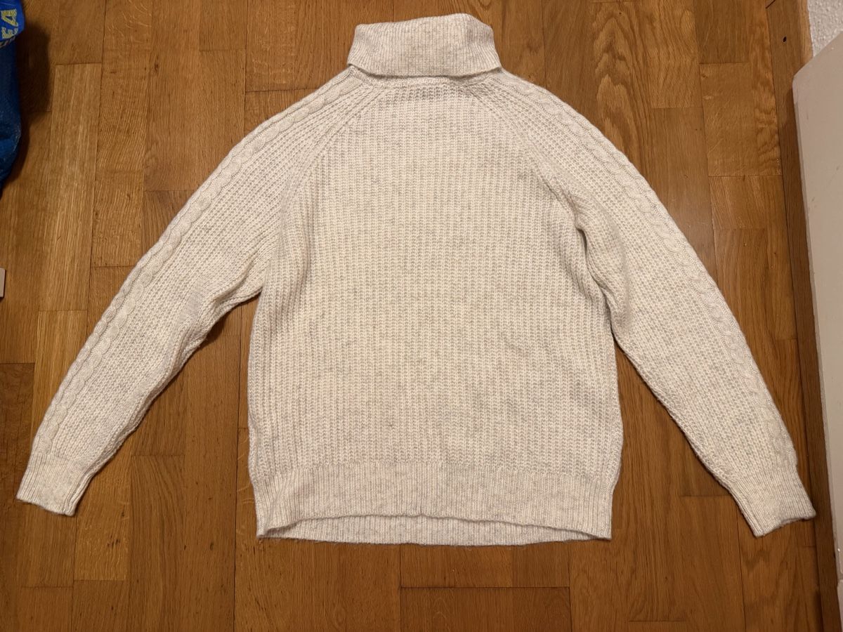 C&A Pullover & Sweatshirts: Rollkragenpullover C&A beige Zopfmuster Grösse M. – Gebraucht aus Adliswil von StephanieAnnina 2