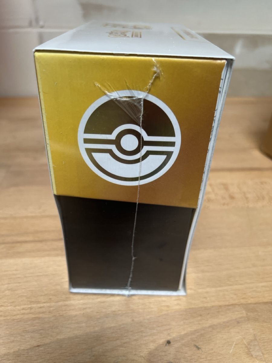 Pokémon Carte collezionabili: Pokemon Top Trainer Box 30th Celebration – Nuovo e nell'imballaggio originale da Goldau venduto da ecko08 2