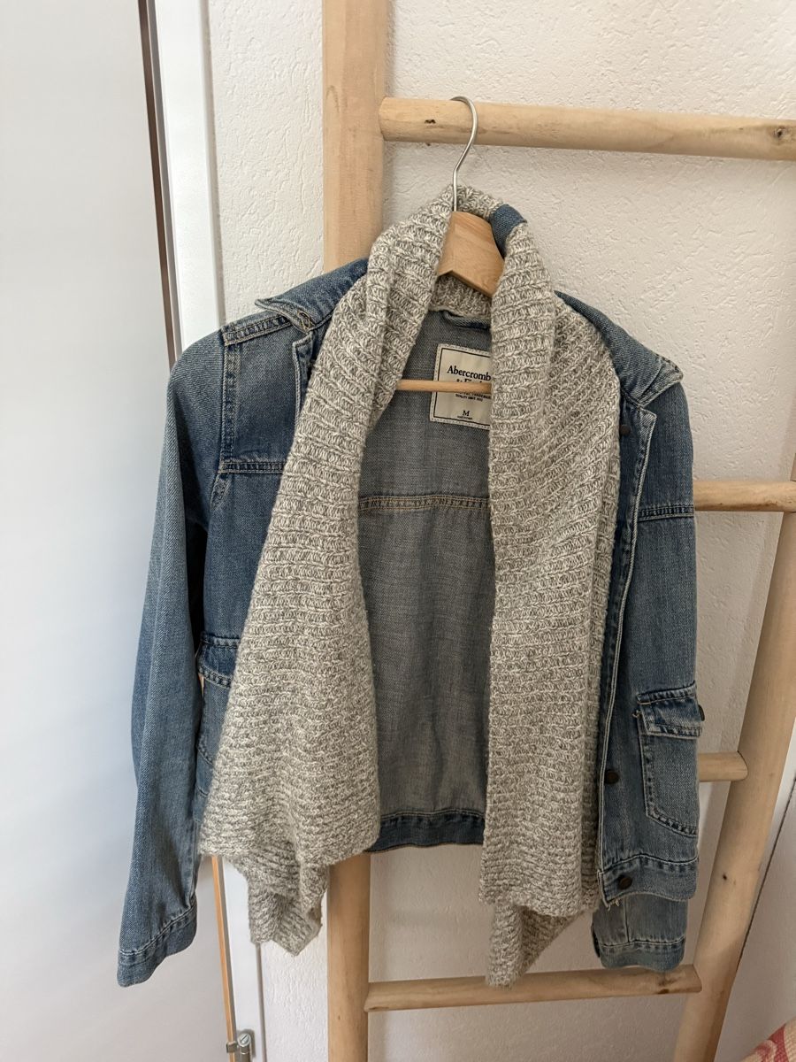 Abercrombie Vestes: Abercrombie & Fitch Jeansjacke – D'occasion à Würenlos par Alex0406