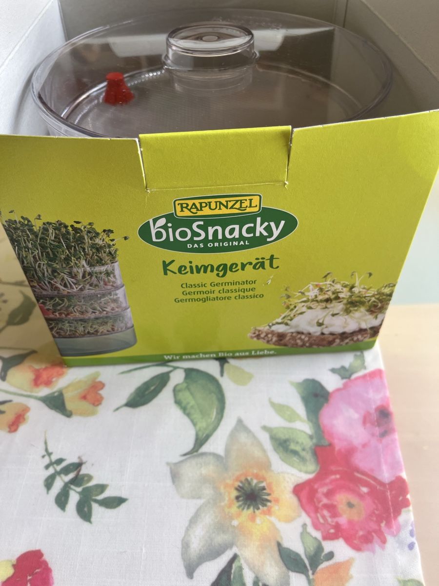 Elettrodomestici da cucina: Rapunzel BioSnacky Keimgerät Classic Germinator – Usato da Hochdorf venduto da Forestgreen 2