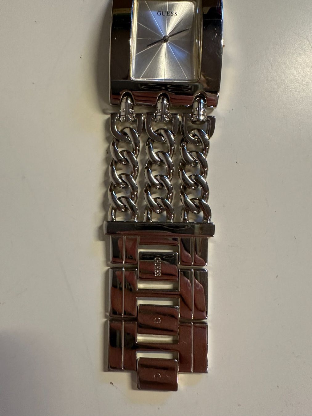 Guess Uhren: Damenuhr von Guess – Gebraucht aus Urdorf von Erika666 3