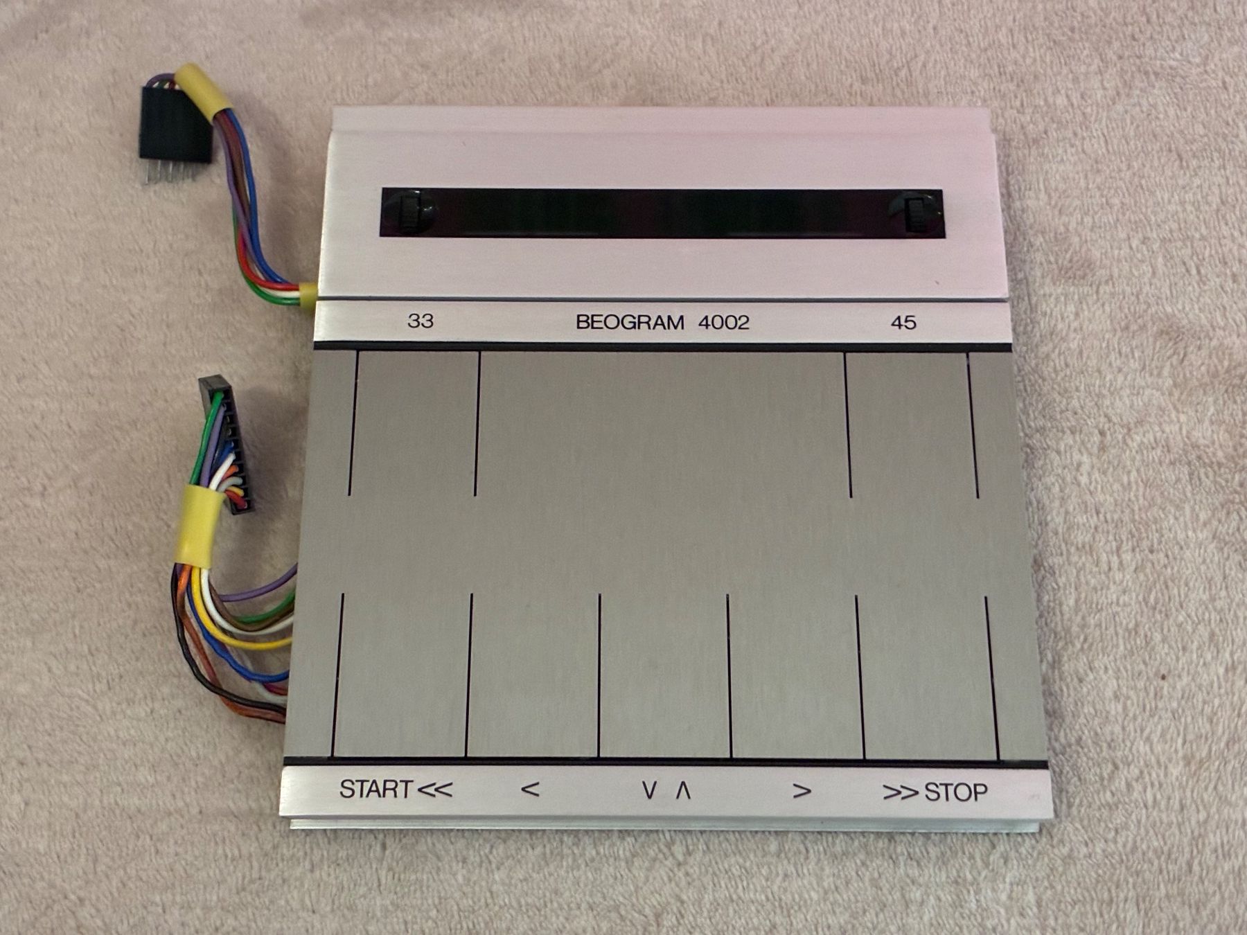 Bang & Olufsen Giradischi: Beogram 4002 original keyboard . – Usato da Zürich venduto da HiFiAtelier