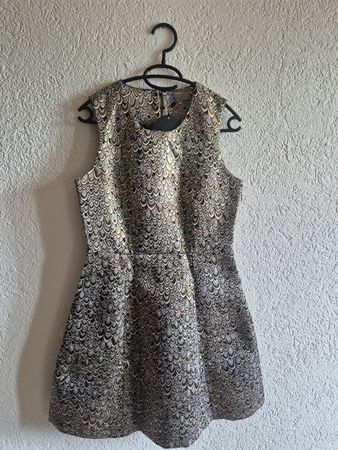 Festliche Kleid neu mit Etikett 