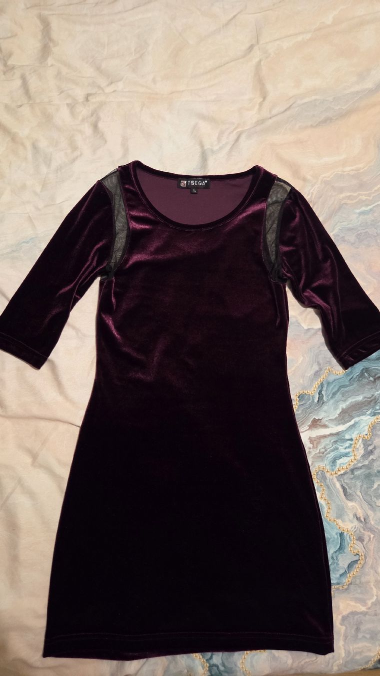 Vestiti: Cocktailkleid aus Samt Minikleid – Nuovo (secondo la descrizione) da Zug venduto da opo_cy5d
