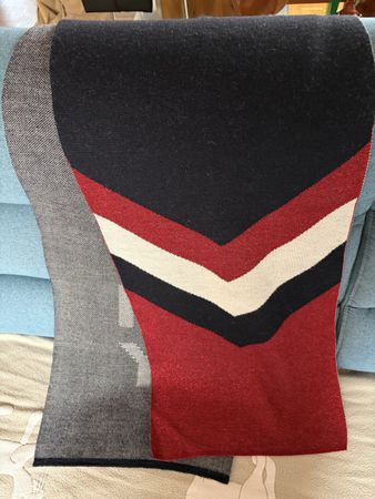 Tommy Hilfiger Schal gestrickt mehrfarbig guter Zustand