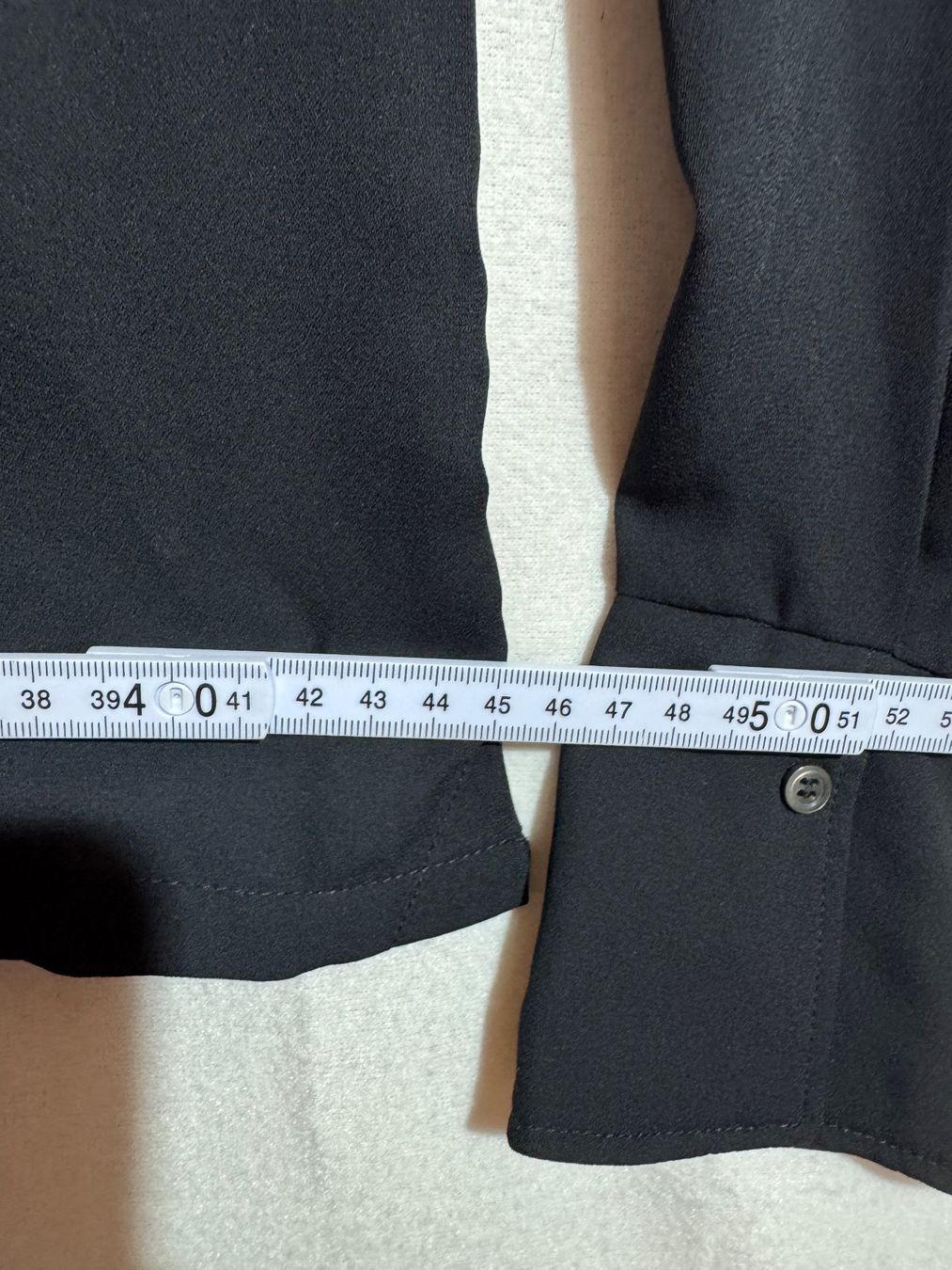 H&M Camicette: Elegante schwarze Bluse von H&M Gr. 34 – Usato da Grosswangen venduto da second_hand_dress 6