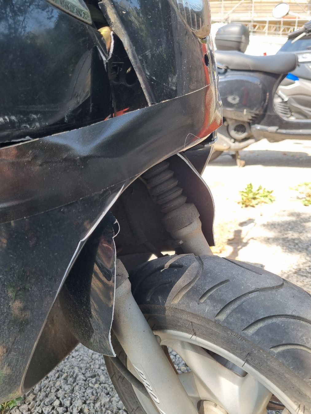 Sym Scooters: scooter SYM mio 100 abîmé  – Defekt aus Neuchâtel von Sigirahel 7