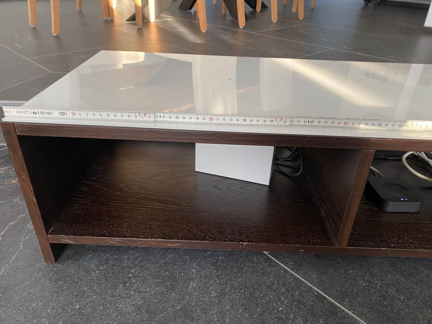 Mobili TV: Lowboard / TV-Möbel aus Holz, Glasabdeckung – Usato da Speicherschwendi venduto da ChHW 6