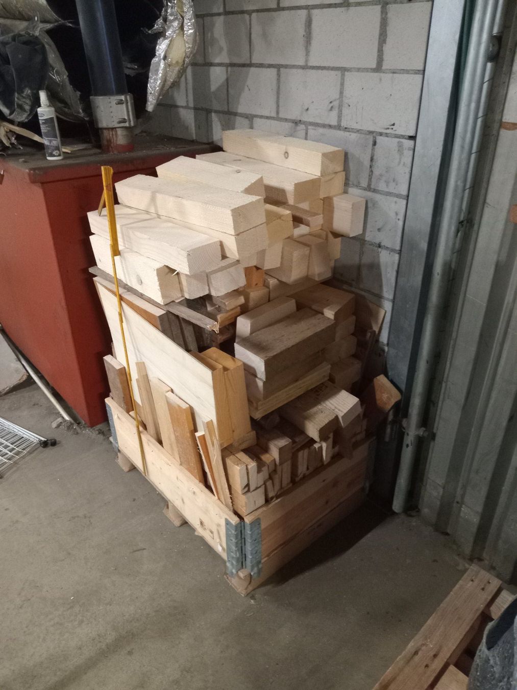 Articoli in legno: Brennholz Feuerholz – Usato da Obergösgen venduto da typ_qb9v 1