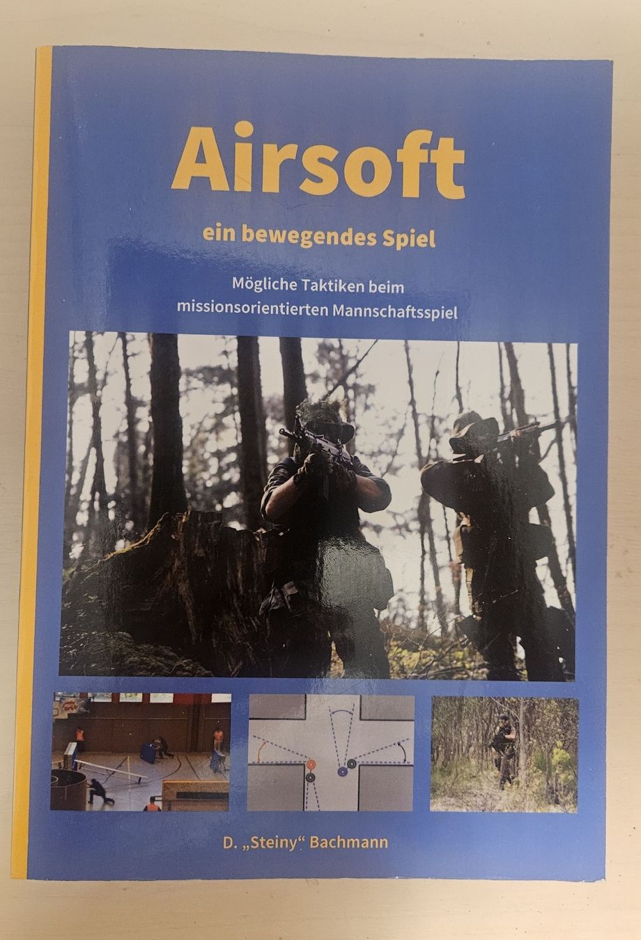 Libri: Airsoft: Ein bewegendes Spiel - Buch – Usato da Mosnang venduto da mak_h2cz