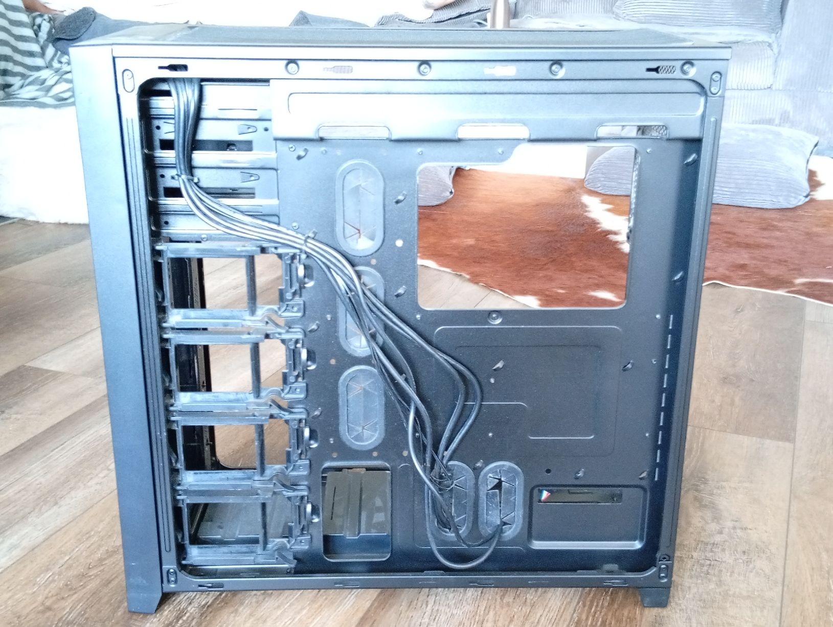 Corsair Gehäuse: Boîtier PC Corsair – Gebraucht aus Farvagny-le-Grand von Galiad 2